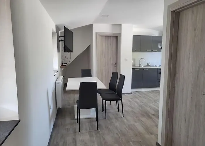 Jack Apartments